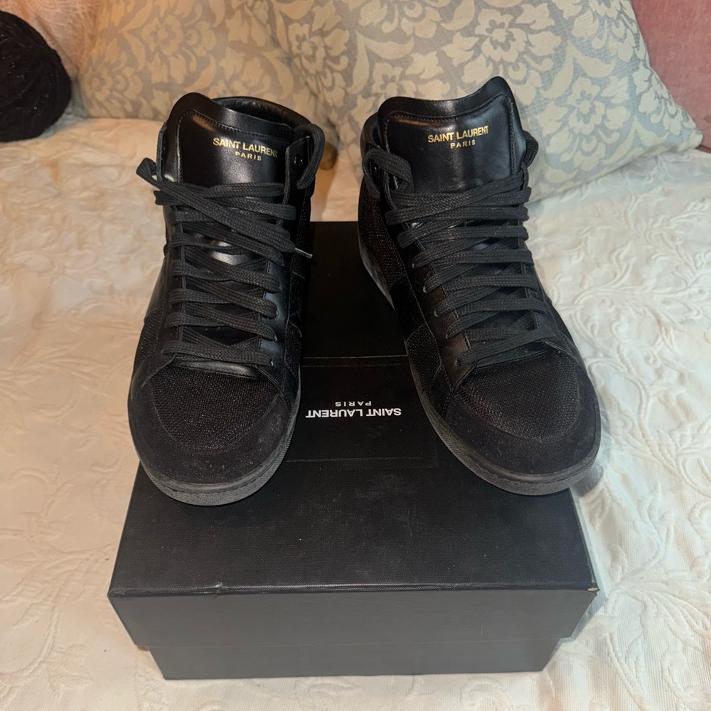 Saint Laurent Mens Back High Top Sneakers